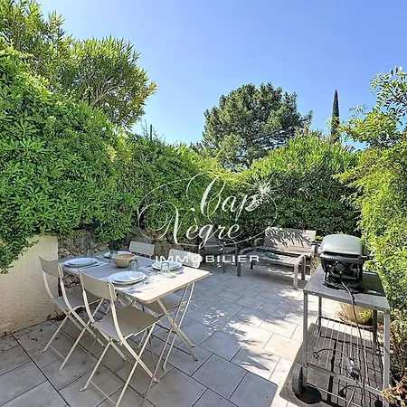 Mazet T3 Duplex 4 Pers Avec Terrasse Résidence Avec Piscine A Pramousquier Appartement *