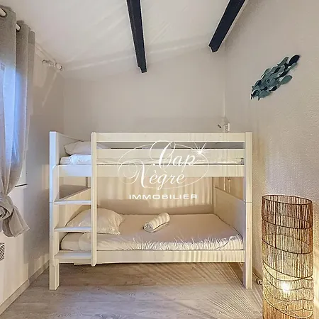 Appartement Mazet T3 Duplex 4 Pers Avec Terrasse Résidence Avec Piscine A Pramousquier Le Lavandou