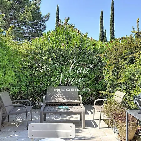 Mazet T3 Duplex 4 Pers Avec Terrasse Résidence Avec Piscine A Pramousquier *